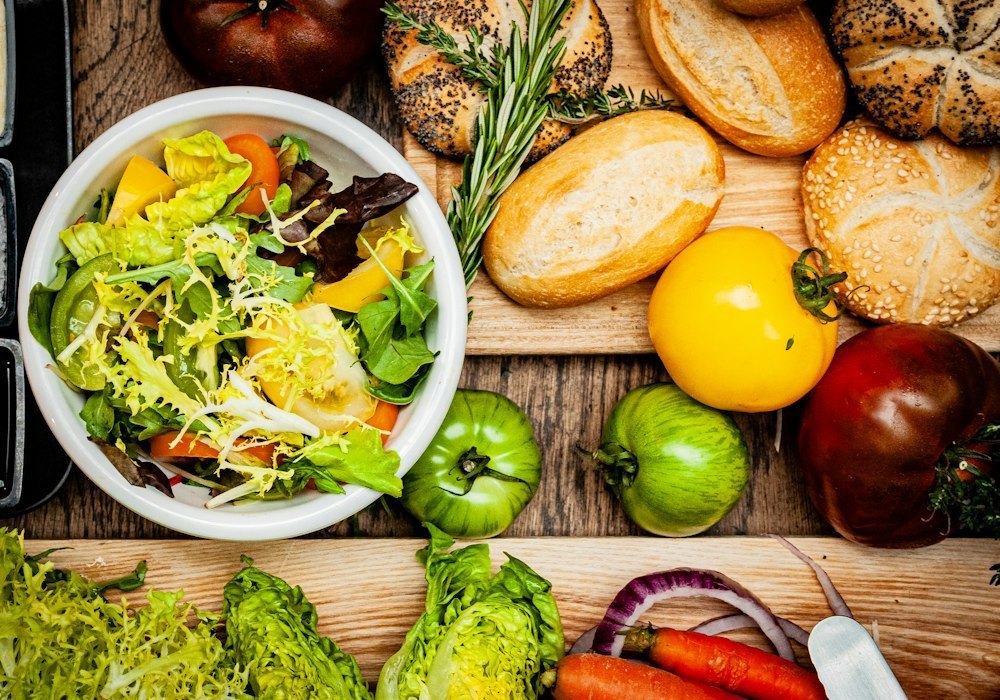 How to Build a Colorful, Balanced Plate